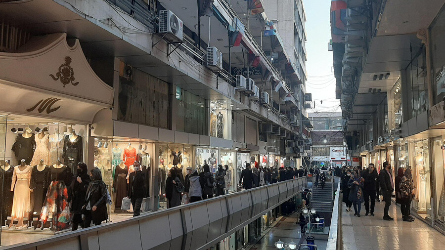 lastsecond.ir-best-shopping-centers-of-tehran-shanzelize.jpg