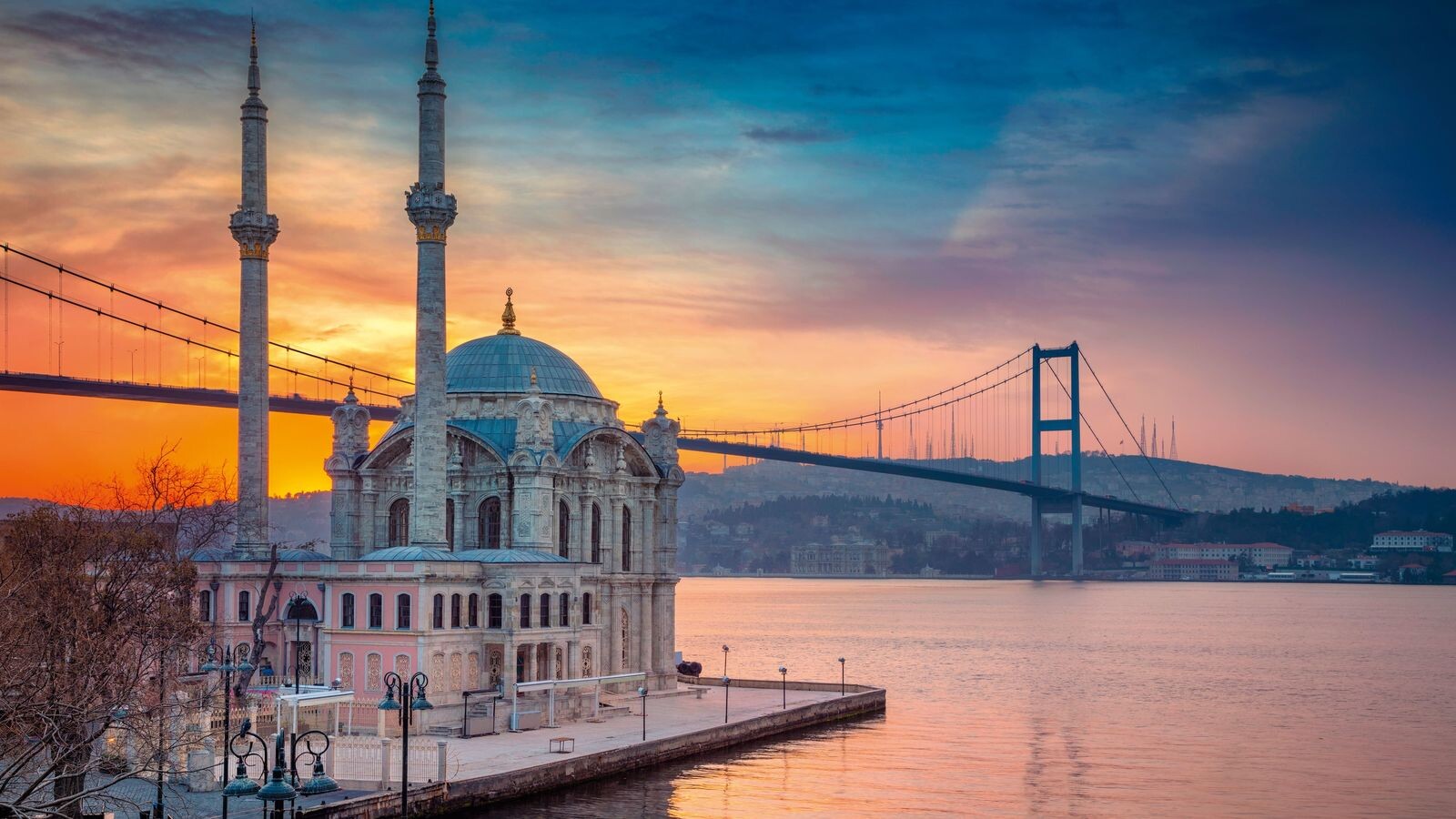 سفر زمینی پر ماجرا به استانبول