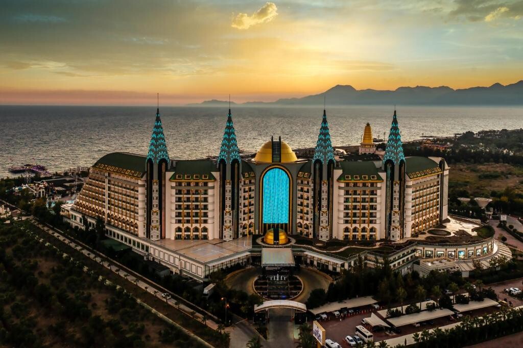 lastsecond.ir-luxury hotels in antalya 2.jpg