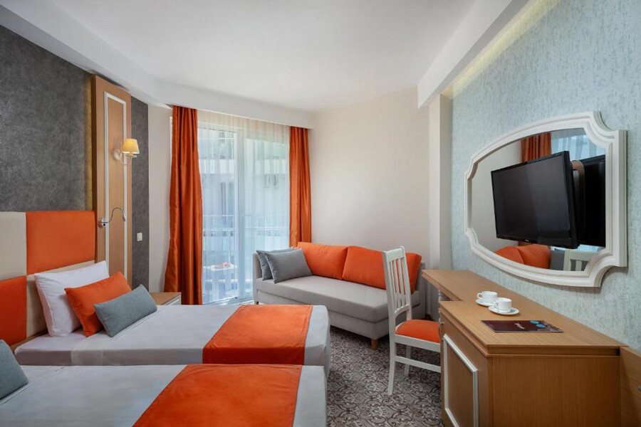 Lastsecond.ir-antalya-best-3-star-hotels-golden-orange-1.jpg