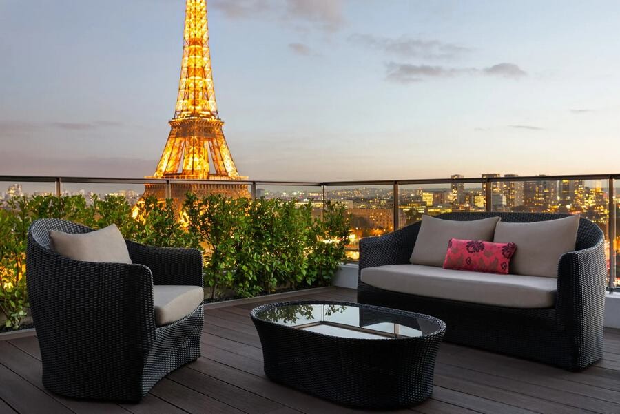 Lastsecond.ir-paris-best-hotels-Shangri-La-Paris1.jpg