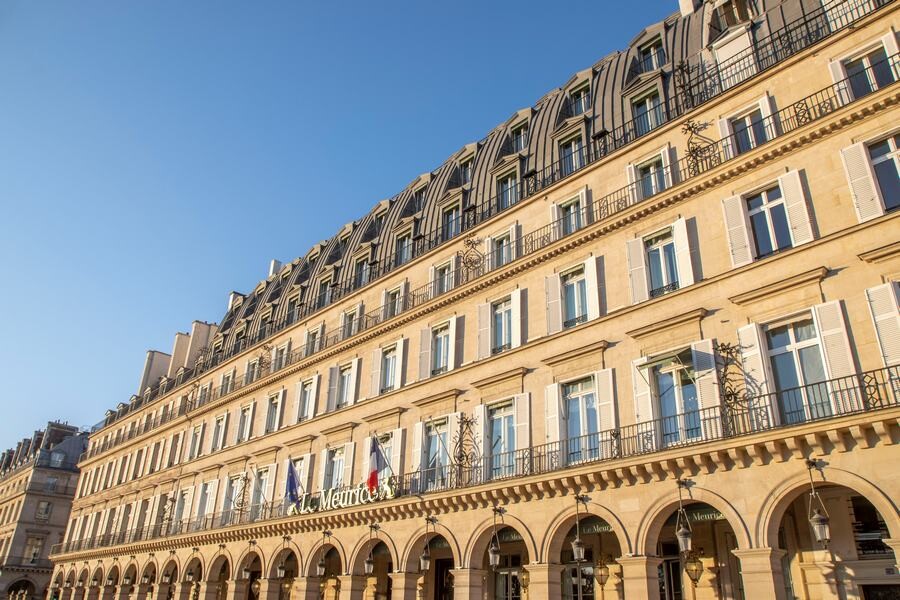 Lastsecond.ir-paris-best-hotels-Le-Meurice4.jpg