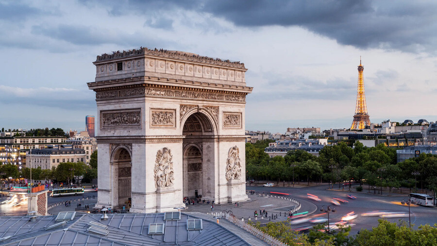 Lastsecond.ir-best-attractions-of-paris-Arc-de-Triomphe1.jpg