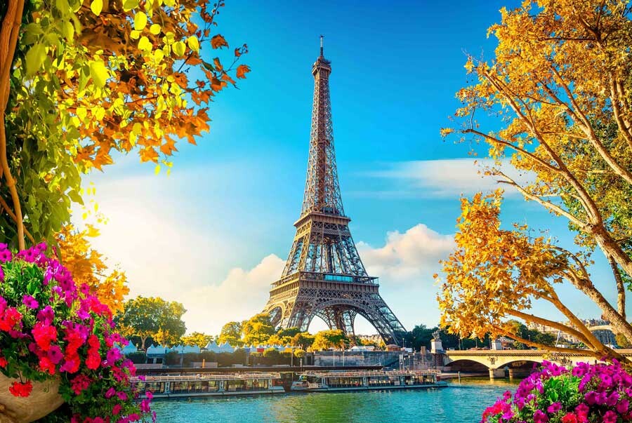 Lastsecond.ir-best-attractions-of-paris-eiffel-tower.jpg