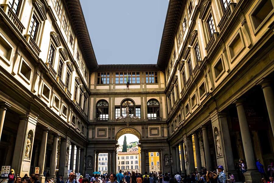lastsecond.ir-best-tourist-attractions-of-florence-Galleria-Degli-Uffizi.jpg