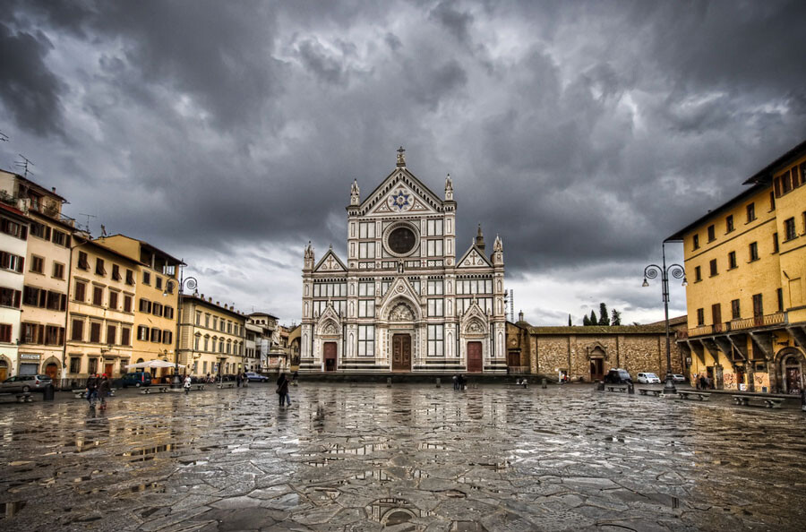 lastsecond.ir-best-tourist-attractions-of-florence-Basilica-of-Santa-Croce.jpg