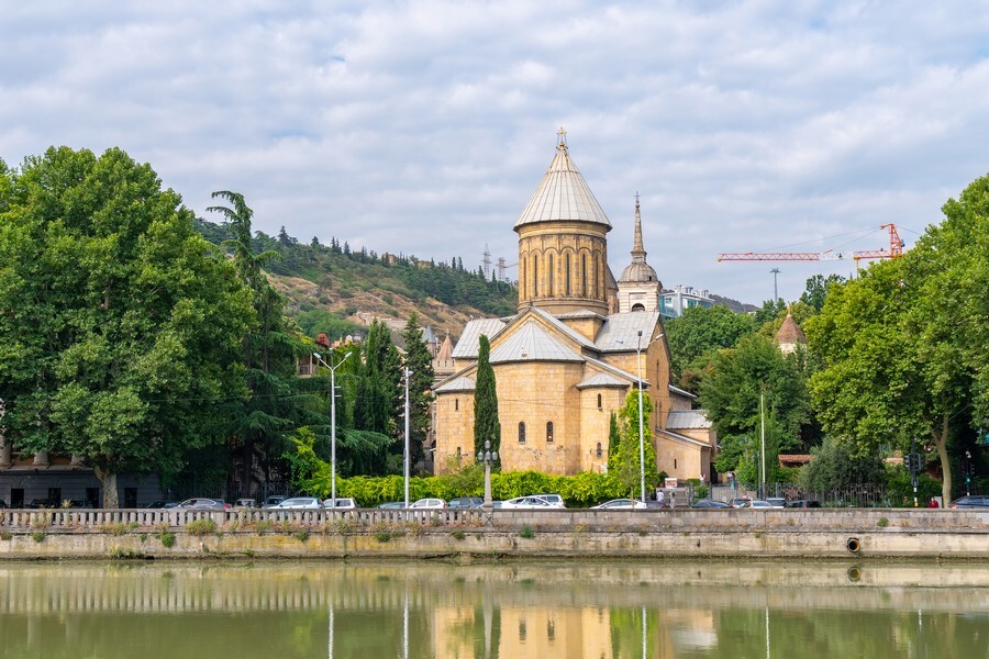 Zion Cathedral of Tbilisi.jpg