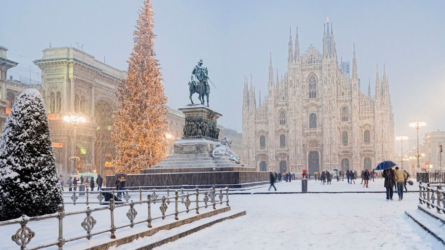 Christmas celebration in Milan.jpg