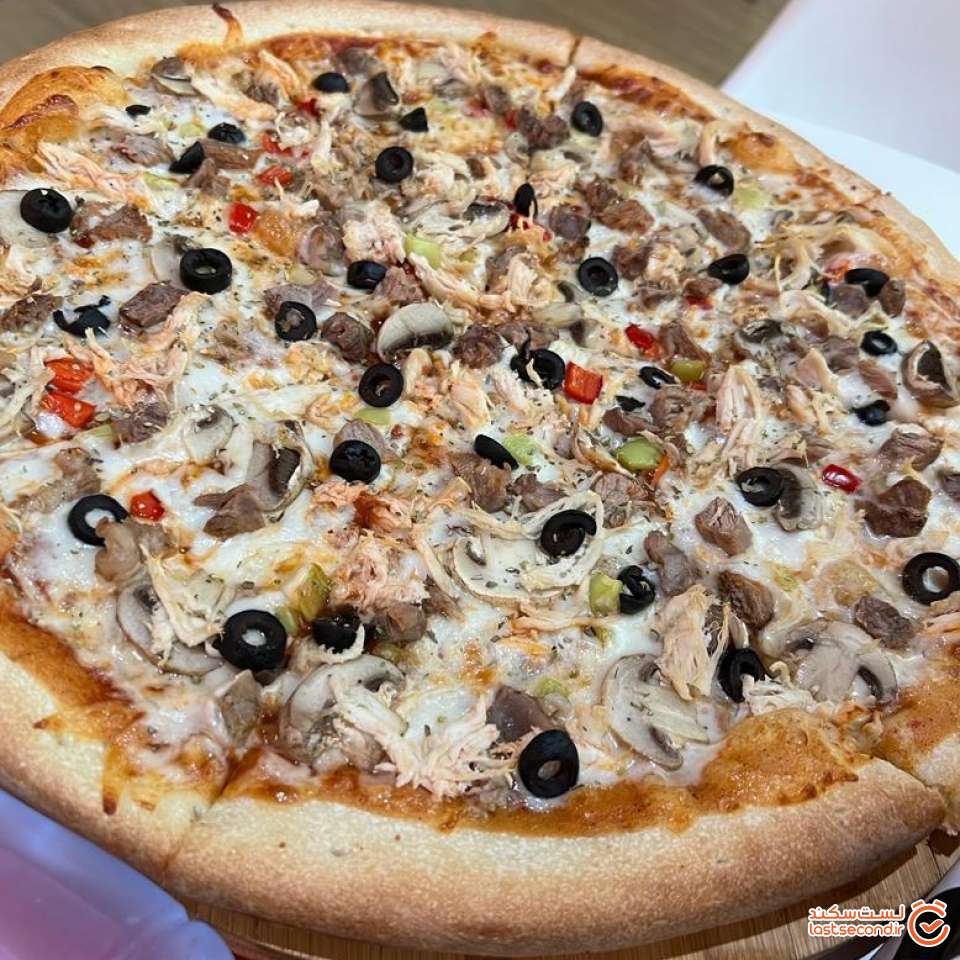 پیتزا در tiblisi mall