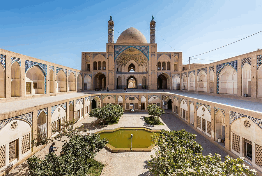 1200px-Mezquita_de_Agha_Bozorg,_Kashan,_Irán,_2016-09-19,_DD_81.gif
