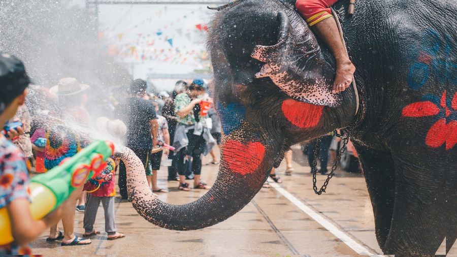 Featured-image-Songkran-Festival-Thailand.bmp