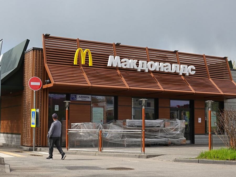 lastsecond.ir-food-price-in-russia-mcdonald.jpg