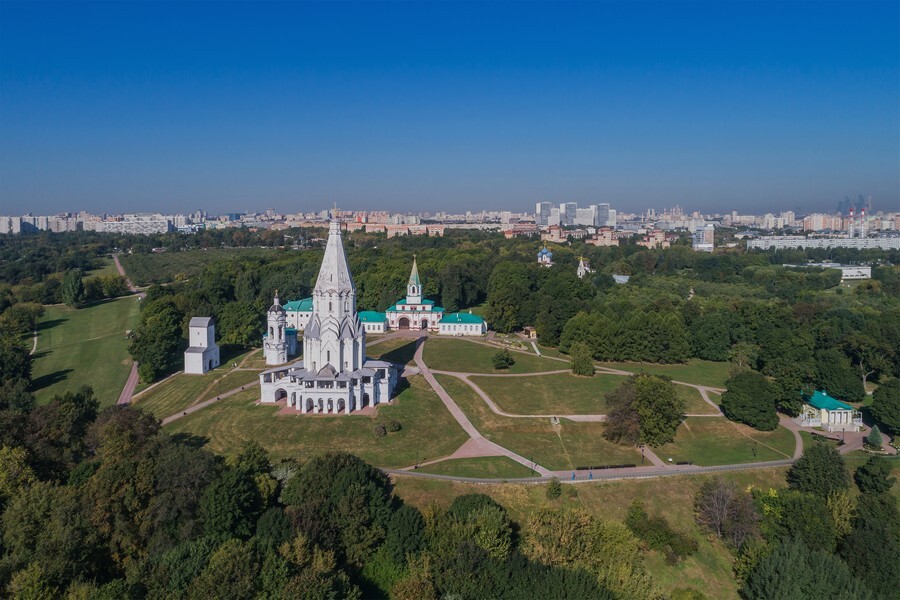 Moscow_Kolomenskoe_Estate_asv2018-08_img1.jpg