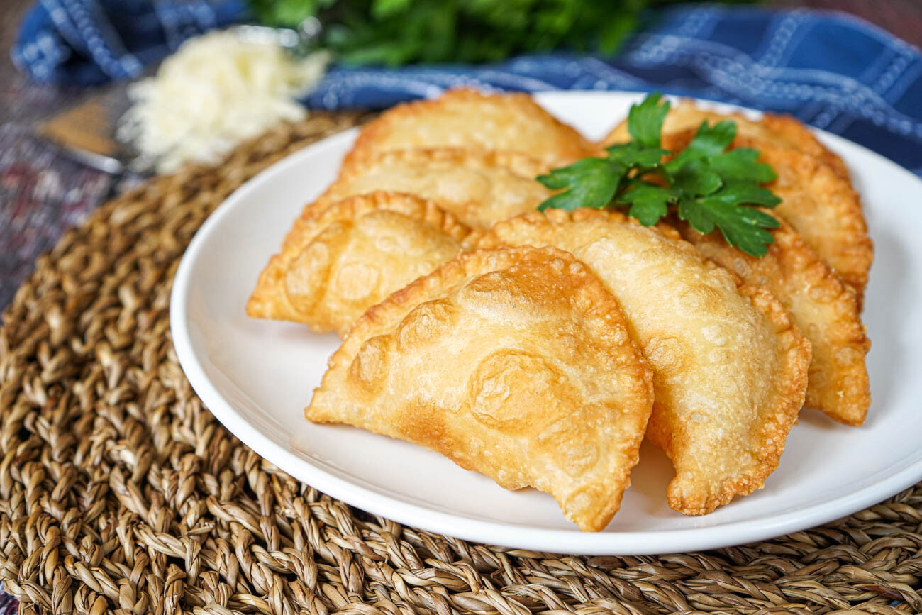 Pastel-de-Queijo-Brazilian-Cheese-Pastry-5-of-7.jpg