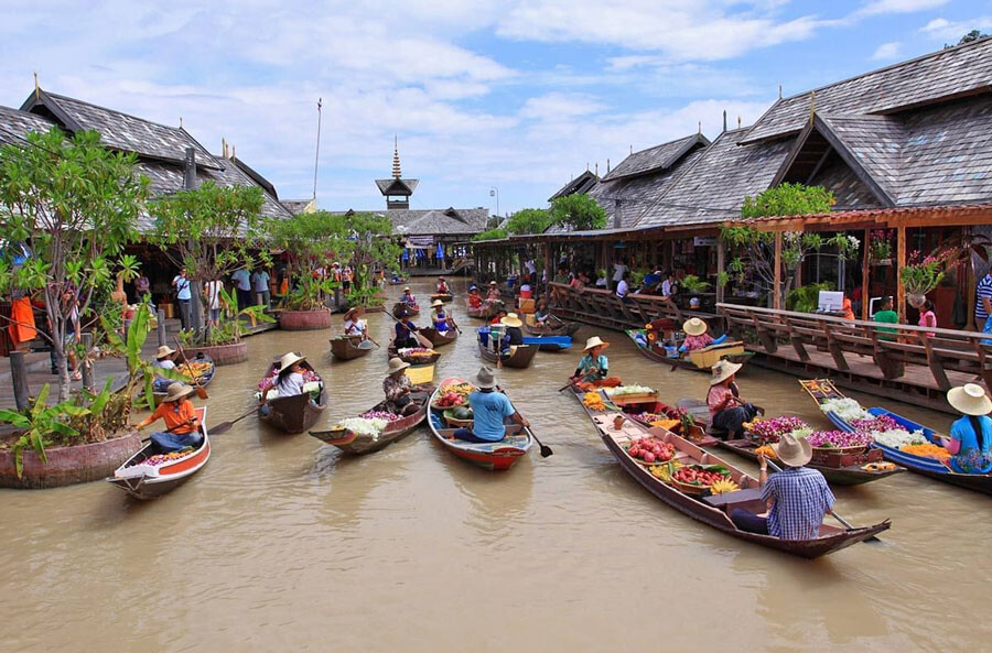 lastsecond.ir-pattaya-travel-guide-floating-market.jpg