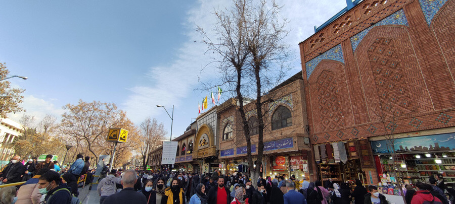 lastsecond.ir-shopping-centers-near-tehran-subway-stations-15-khordad.jpg