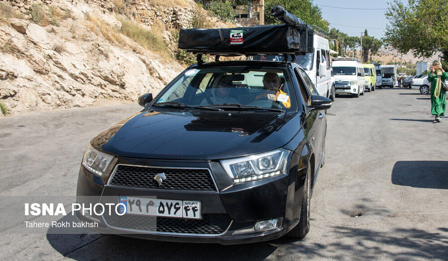 Lastsecond.ir-shiraz-tourism-car.jpg