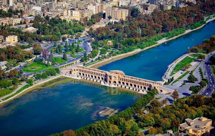 Zayandeh Rud.jpg