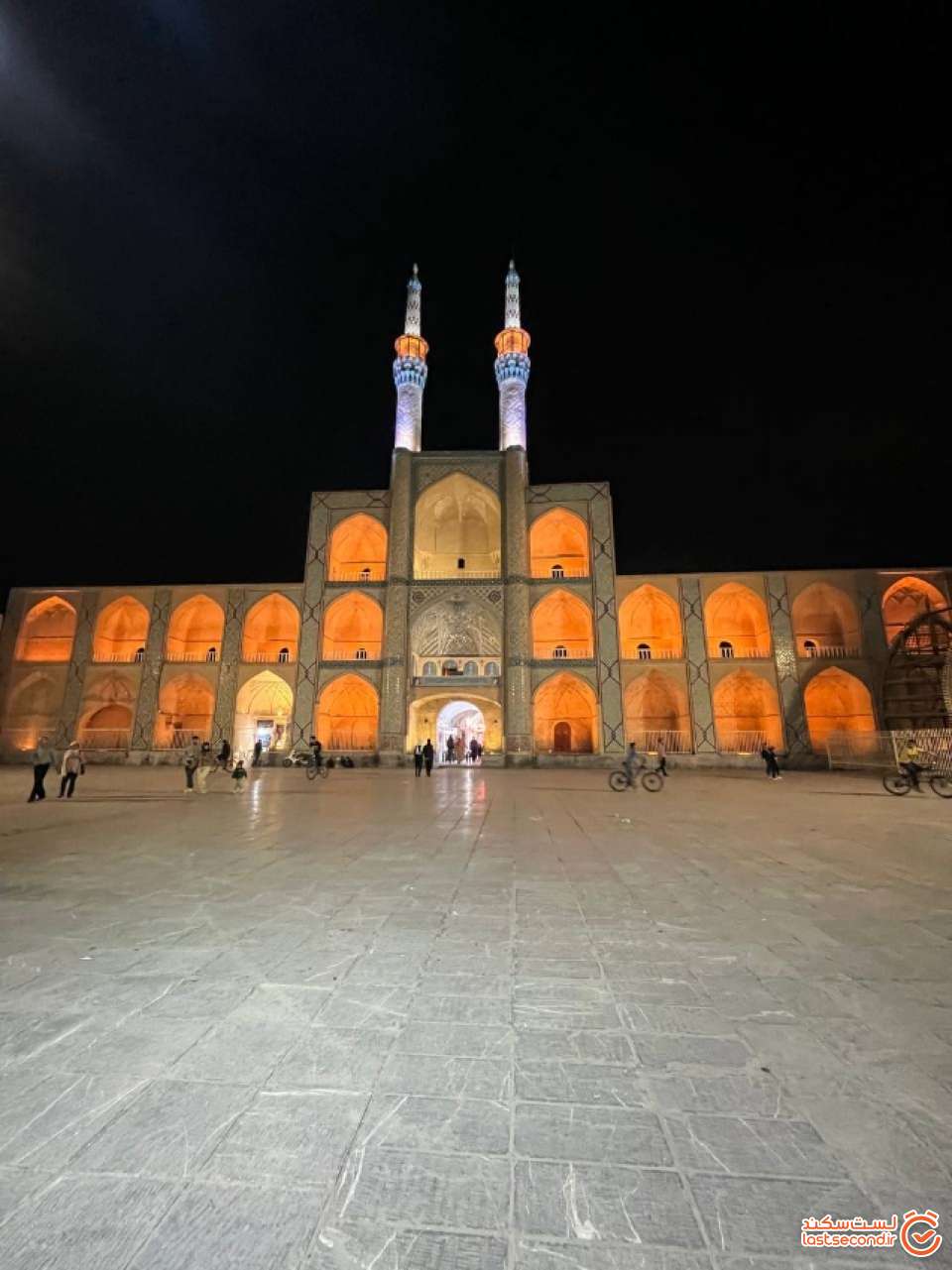 میدان امیر چخماق