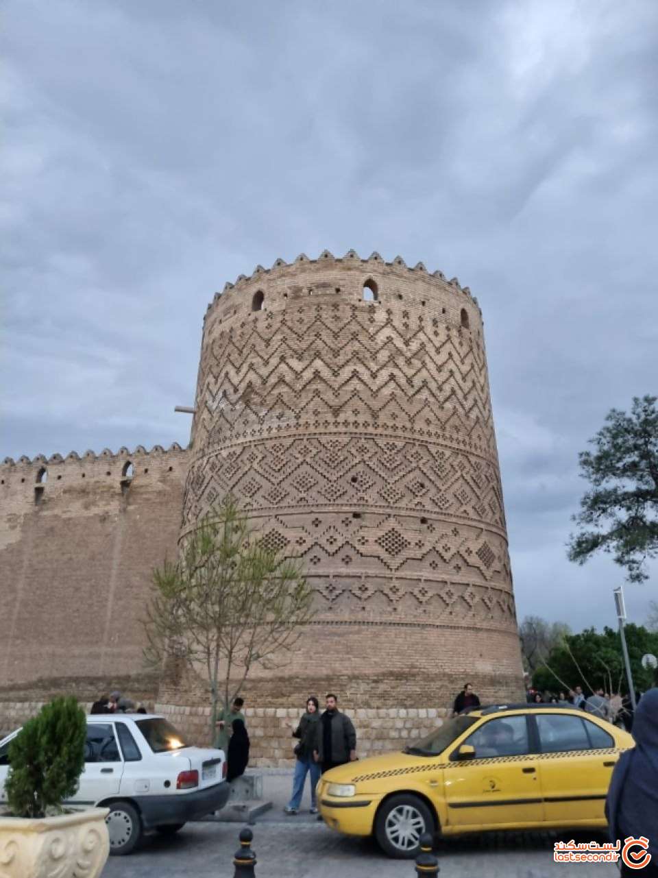 ارگ کریم خان
