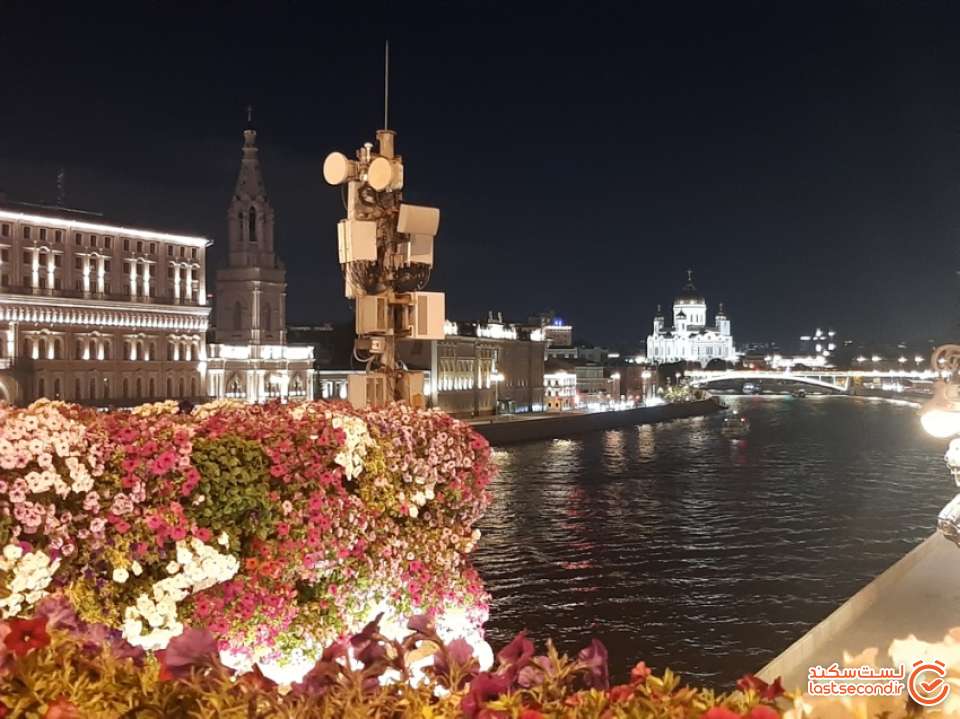 رودخانه مسکو در شب