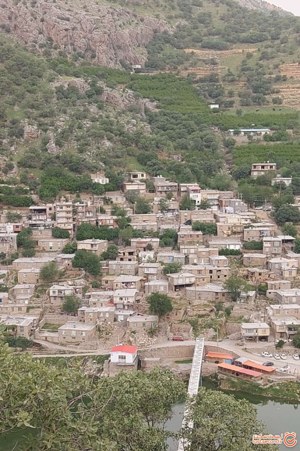 روستای سلین از بالای تپه