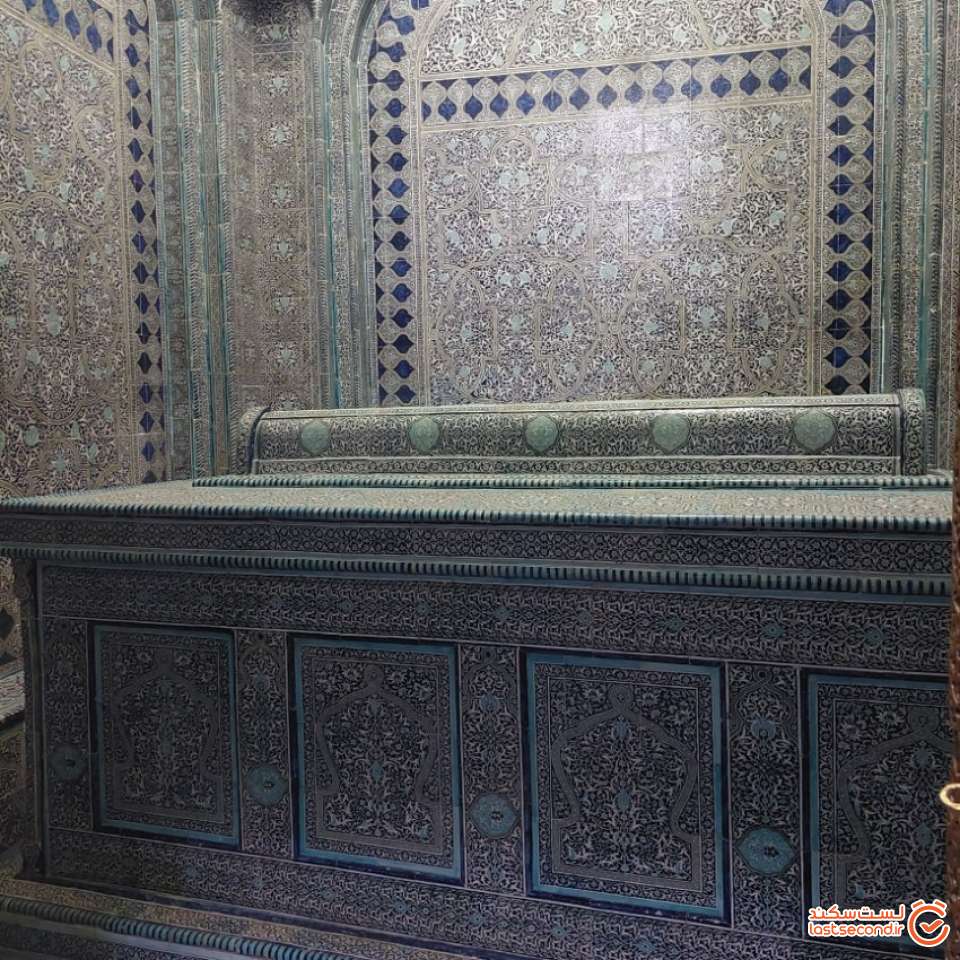 تصویر12: فضای داخلی مقبره پوریای ولی