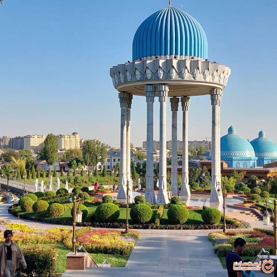 تصویر1: یادمان فداکاران میهن (تاشکند)