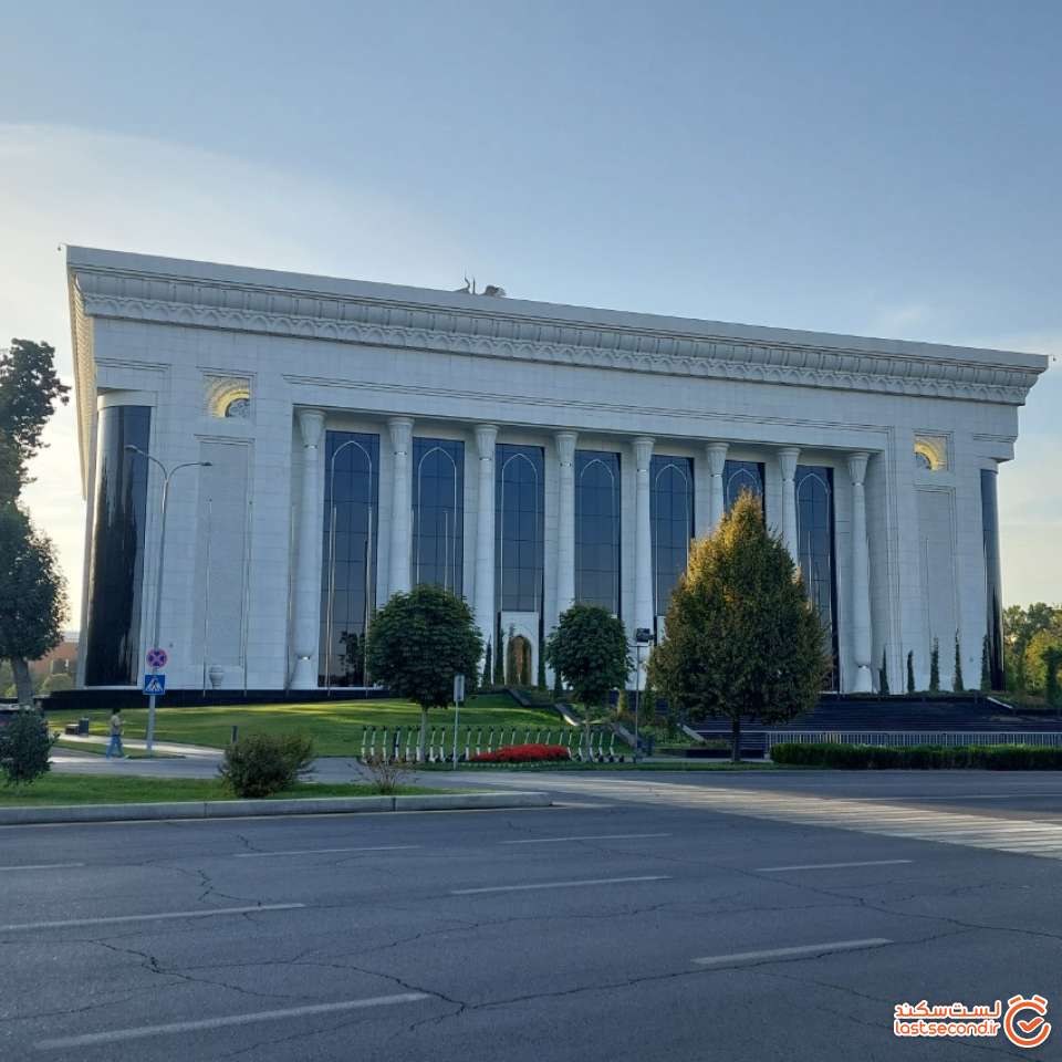 تصویر29: یک نمونه از ساختمانهای اداری (تاشکند)