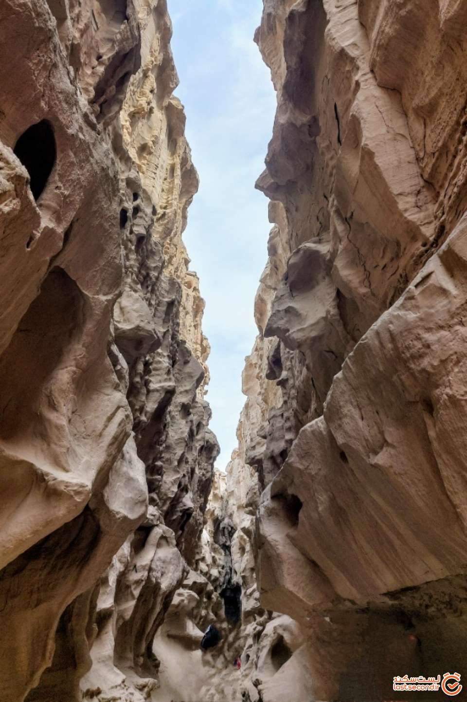 تنگه چاهکوه