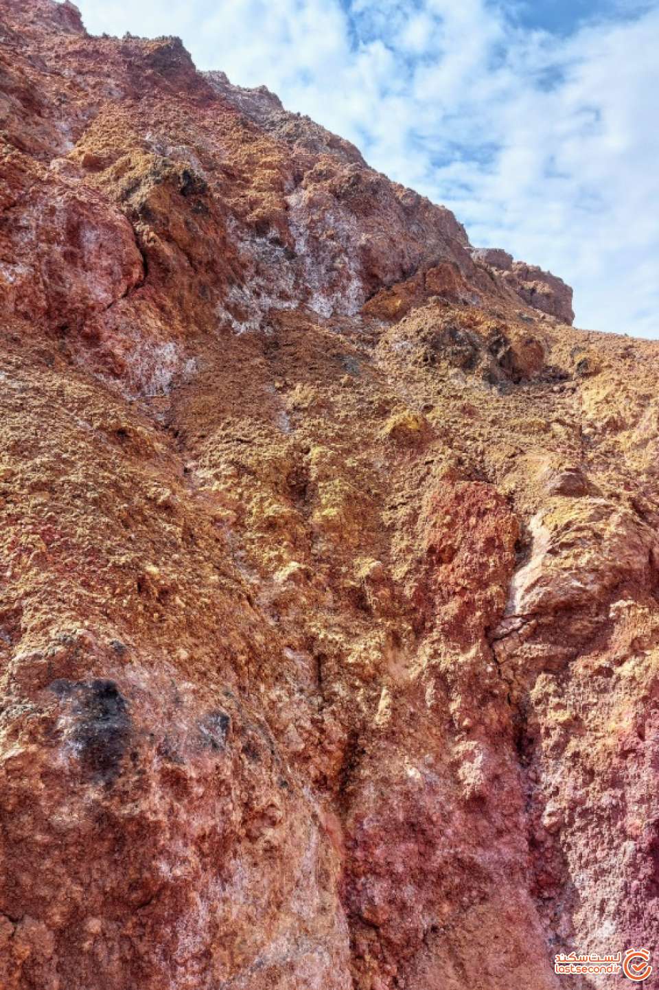 سنگ های دره رنگین کمان