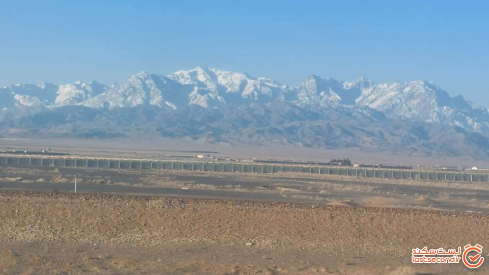 کوه های پر برف مسیر