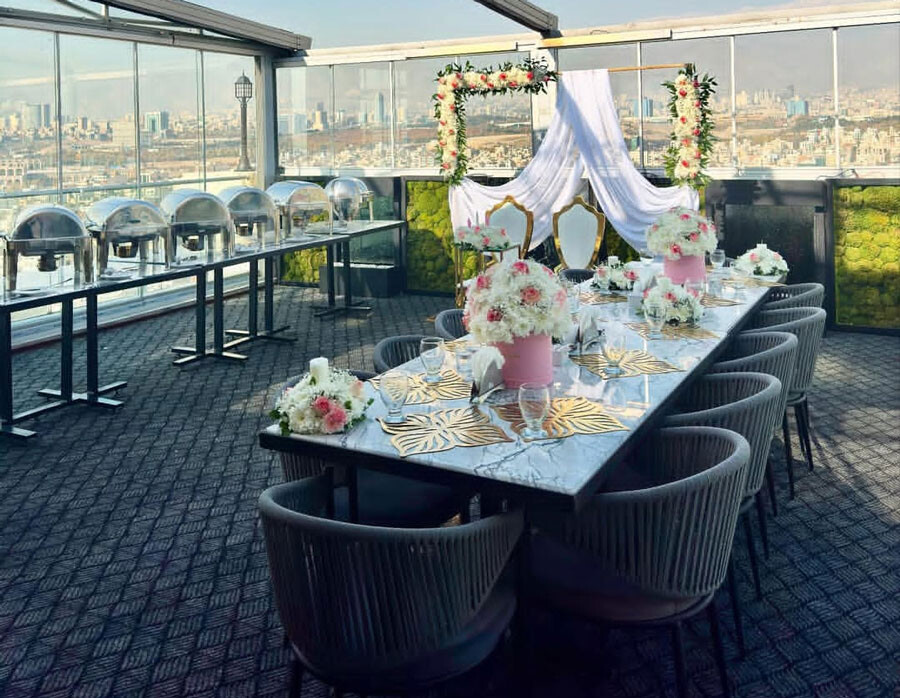 lastsecond.ir-24-hour-cafes-in-tehran-royal-galaxy.jpg