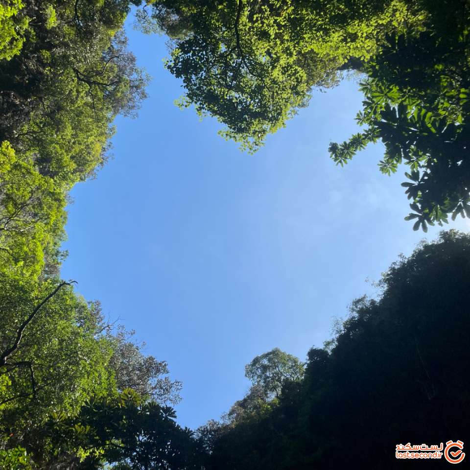 آسمان قلبی شکل بهشت زمینی