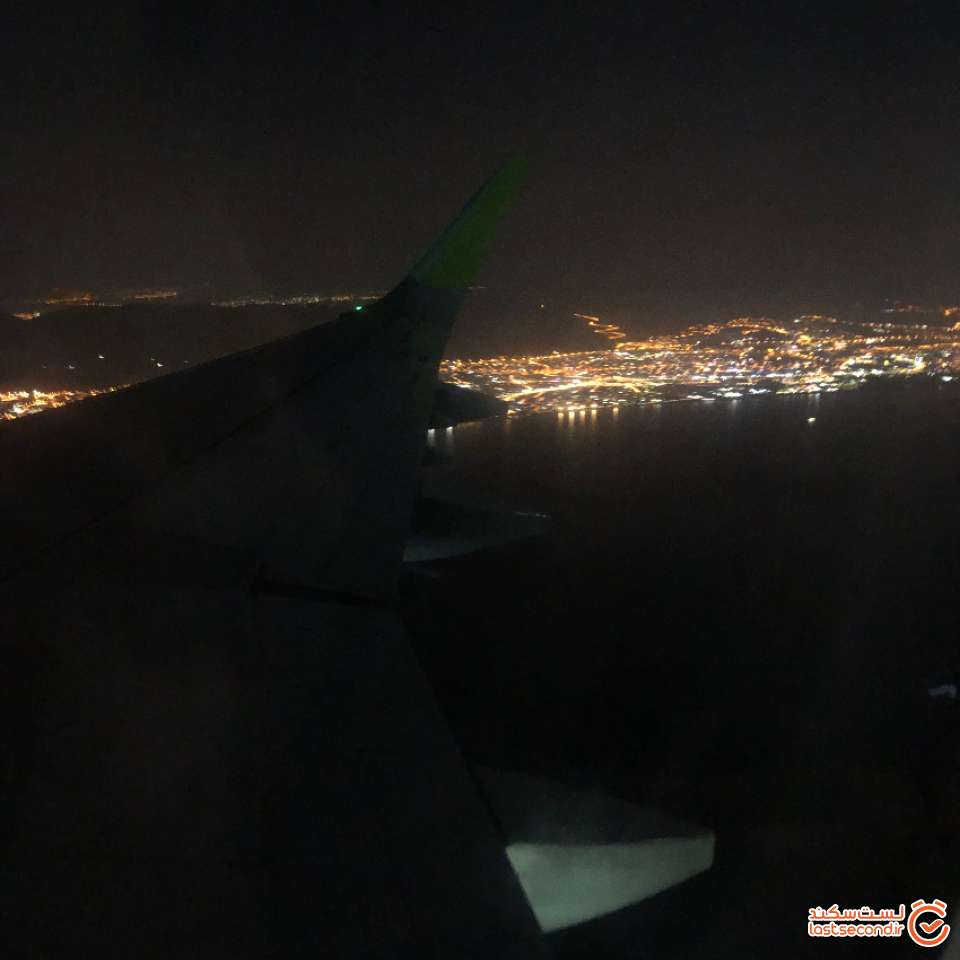 مسقط از پنجره هواپیما