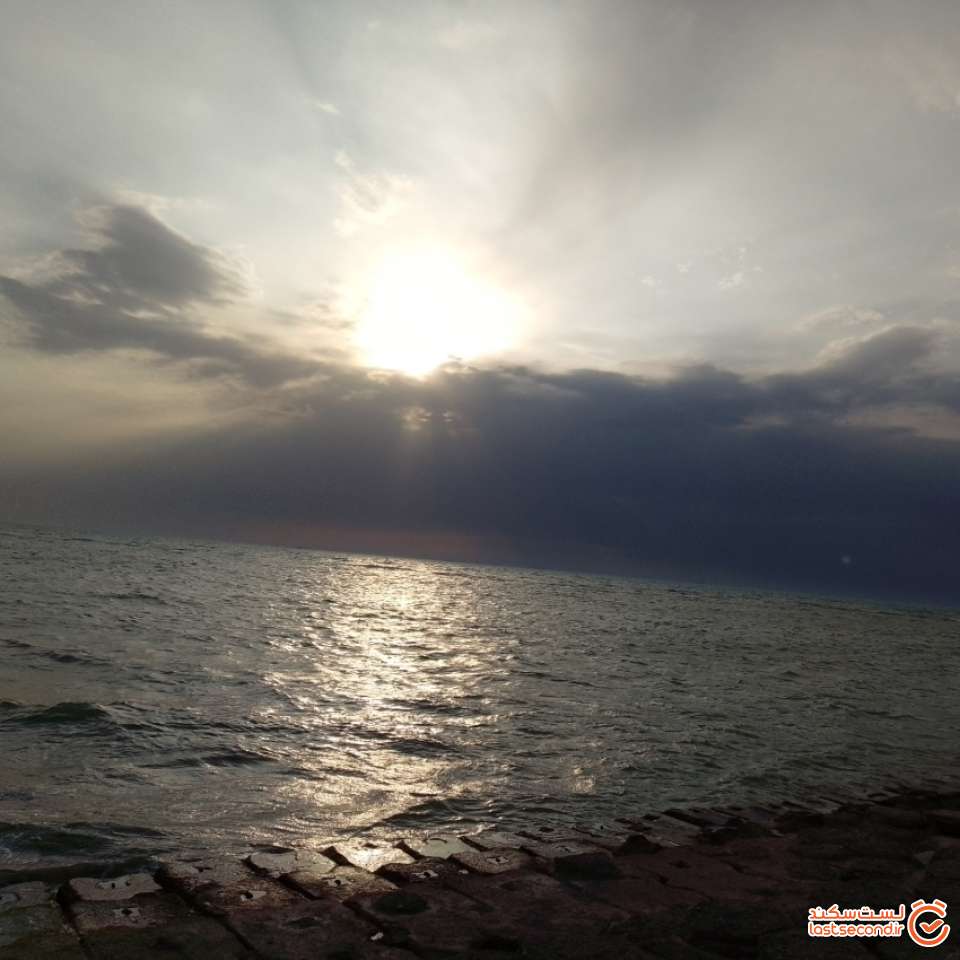 غروب خورشید ساحل بوشهر