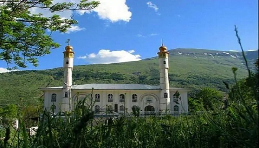 Adineh Mosque.jpg