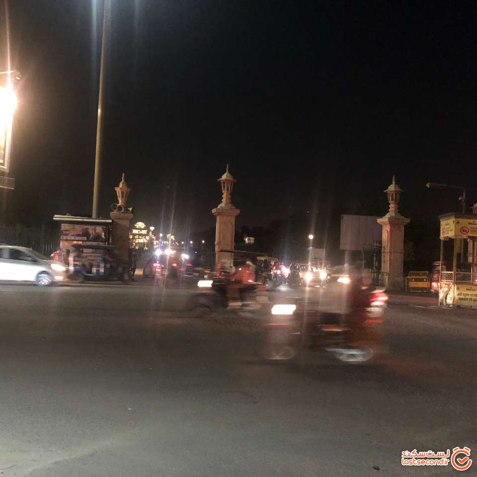 غروب خیابان با نمای موزه آلبرت