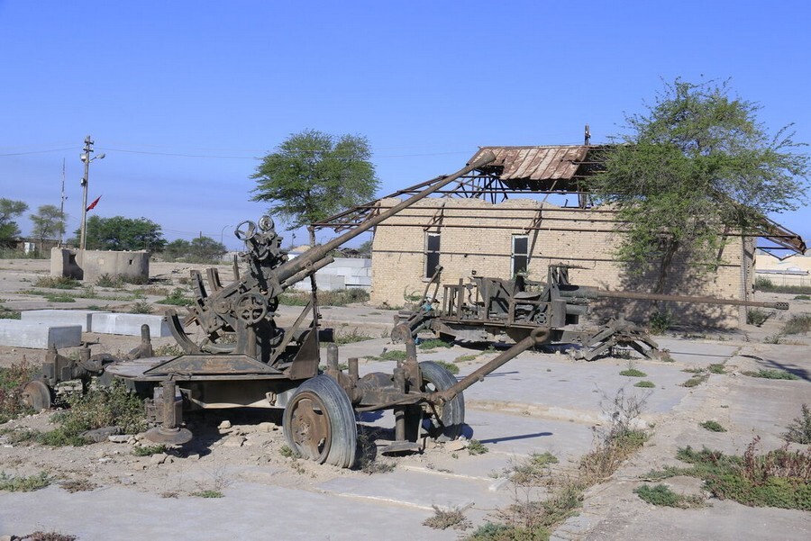 Bagh Museum Defa Moghaddas Abadan By irna.jpg