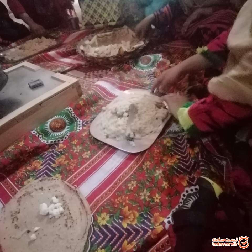 برنج و گوشت بز، نان برنج و پنیر شیرین بز