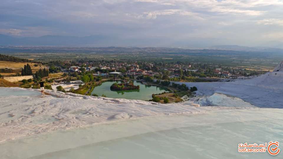 نمایی دیگر از روستای زیبای پاموکاله