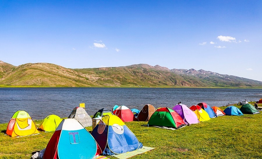 Neor_Lake.jpg