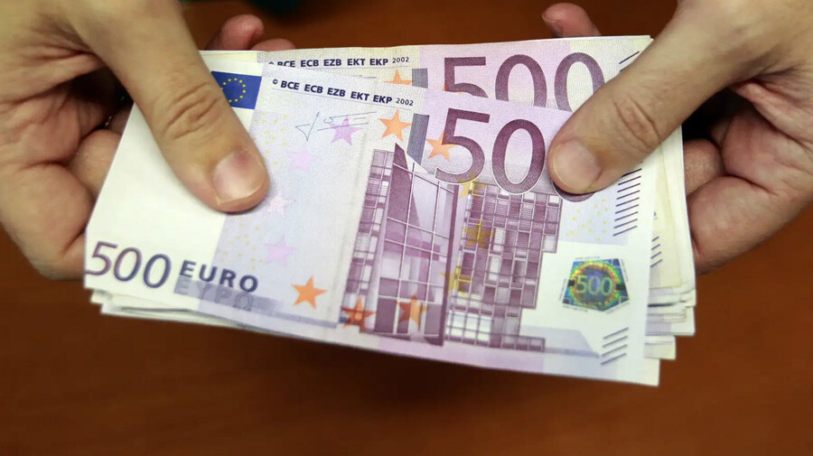 lastsecond.ir-all-about-schengen-visa-euro.jpg