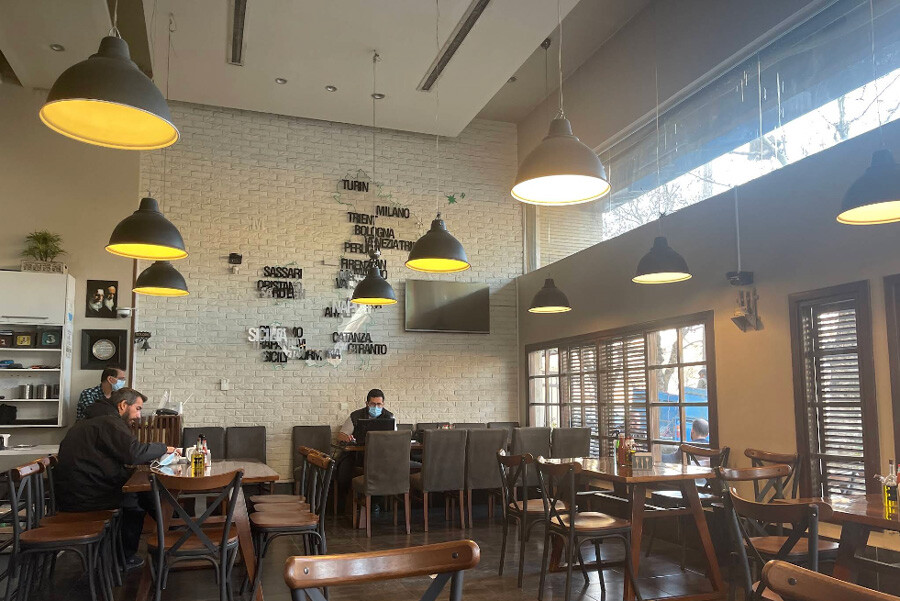 lastsecond.ir-best-fast-foods-in-mashhad-lio1.jpg