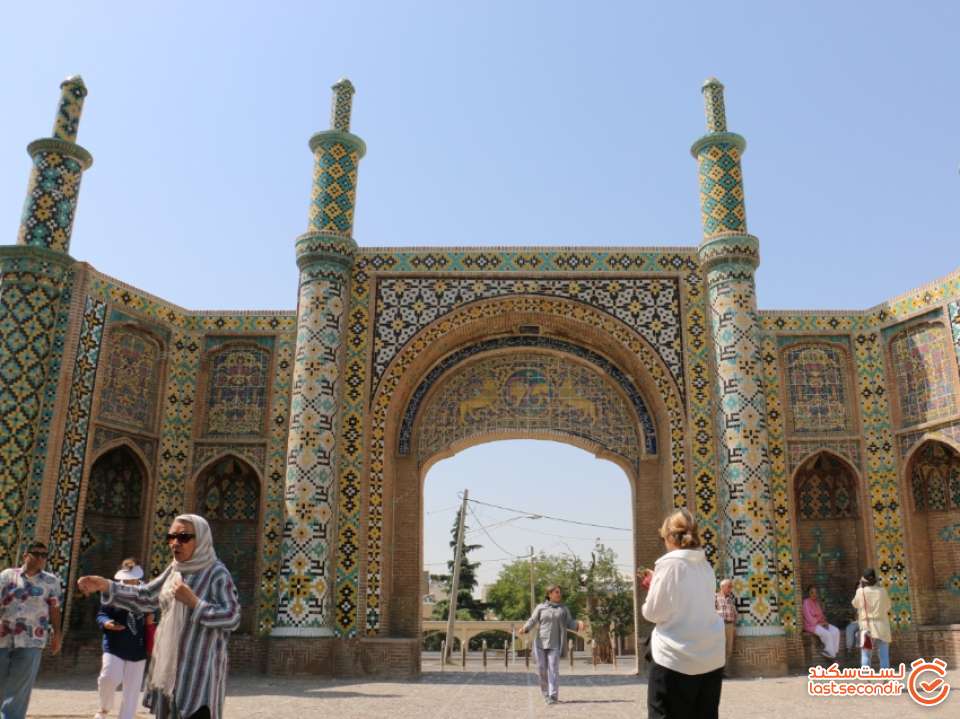 دروازه راه (درب) کوشک  