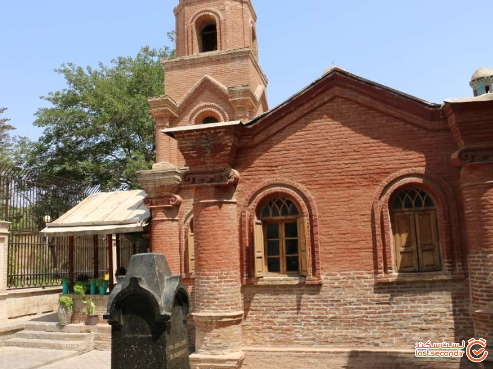 نمایی از کلیسای کانتور