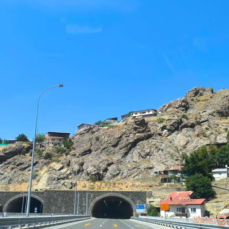 ورودی تونل زیگانا