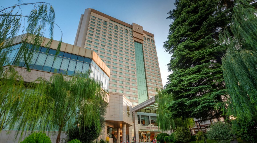 Parsian Azadi Hotel.jpg
