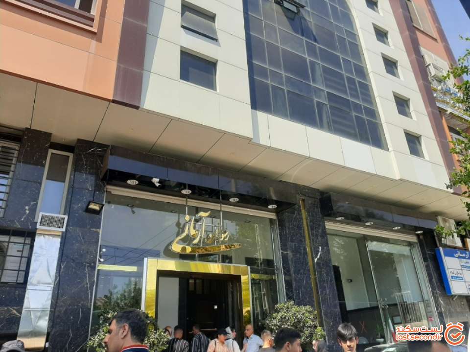 ورودی رستوران آرمانی قزوین