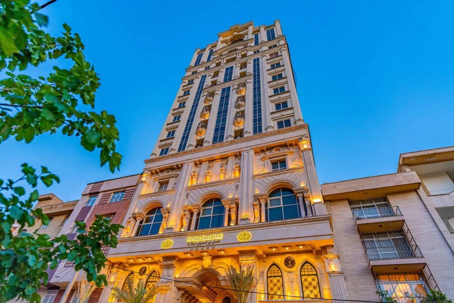 Persian Plaza Hotel.jpg